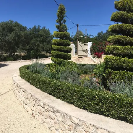 Βίλα With Private Pool, Sea And Mountain Views Καραβάδος