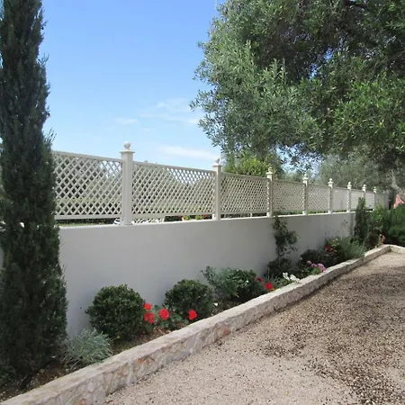Villa With Private Pool, Sea And Mountain Views
